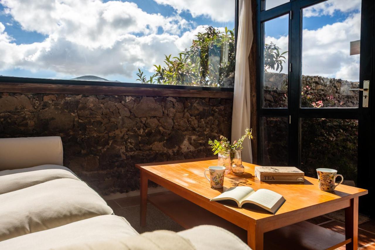 Casa "Entre Vinedos" En Masdache Villa Tías Exteriör bild